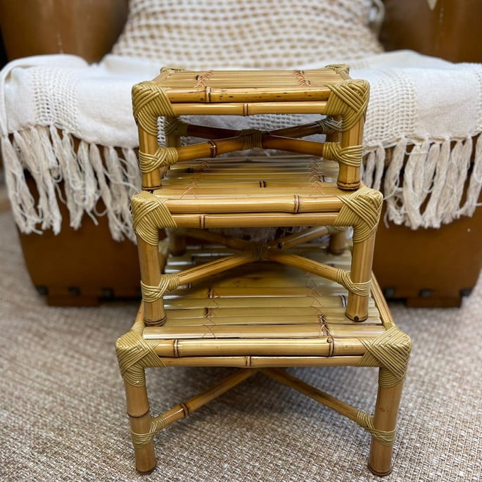 Banquinho Decorativo Em Bambu Natural